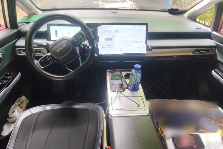 Used AION Y 2023 Plus 510 Enjoy Edition Center Console
