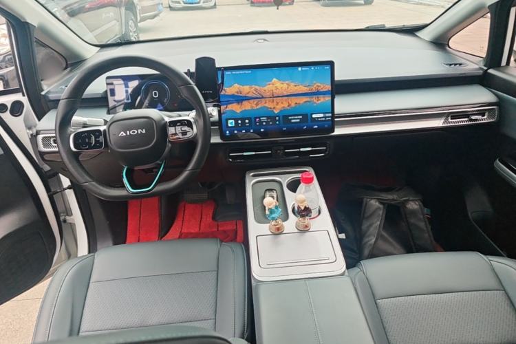 Used AION Y 2023 Plus 510 Smart Edition Center Console