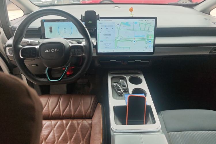 Used AION Y 2023 Plus 510 Enjoy Edition Center Console