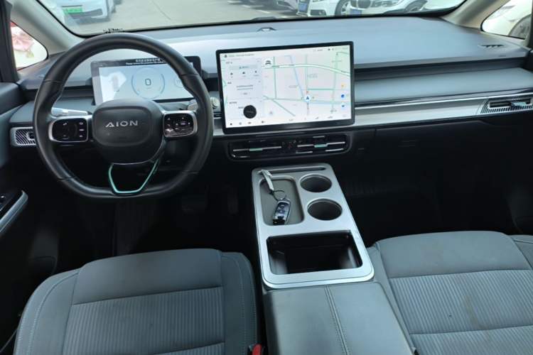 Used AION Y 2023 Plus 510 Enjoy Edition Center Console