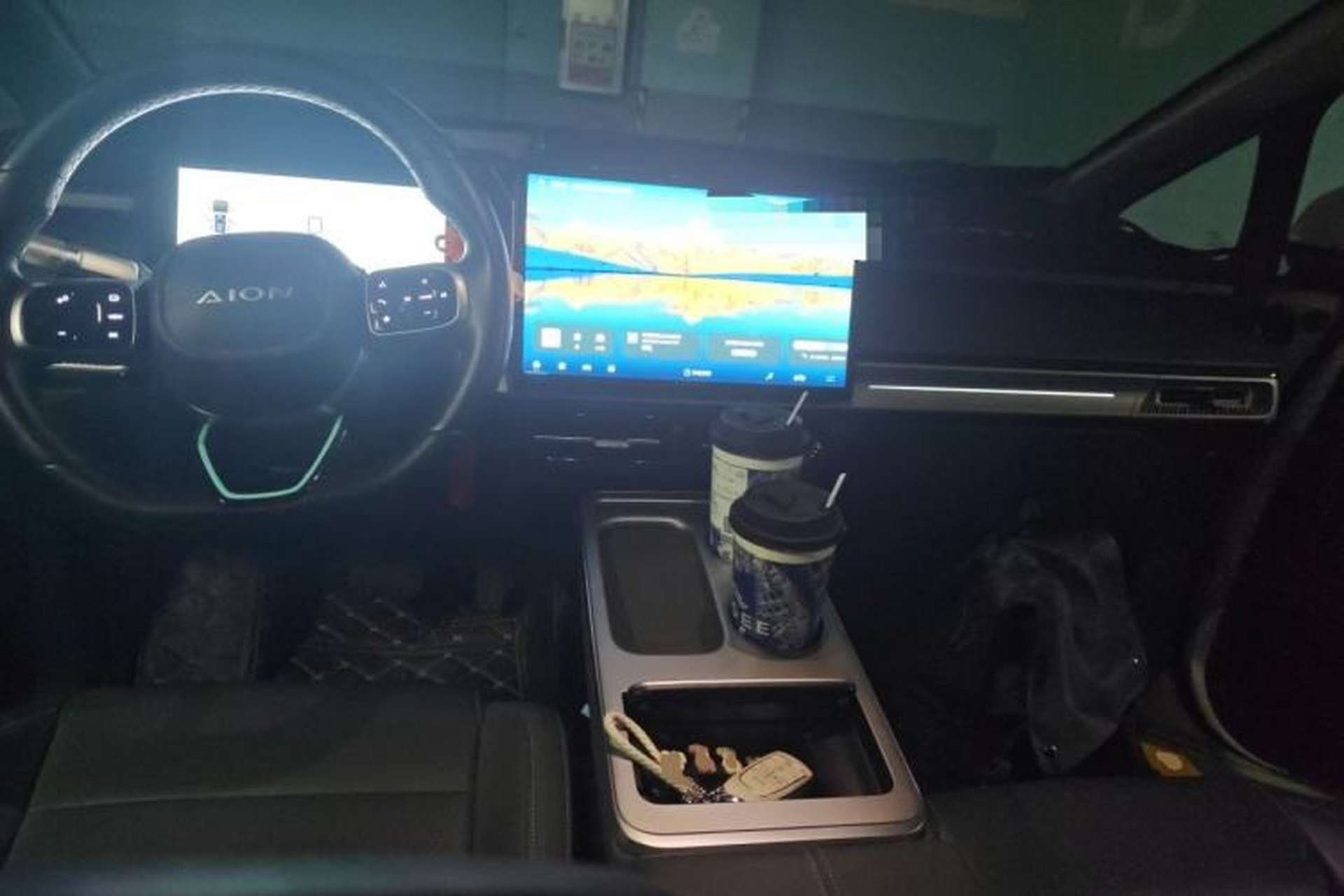 Used AION Y 2023 Plus 510 Smart Edition Center Console