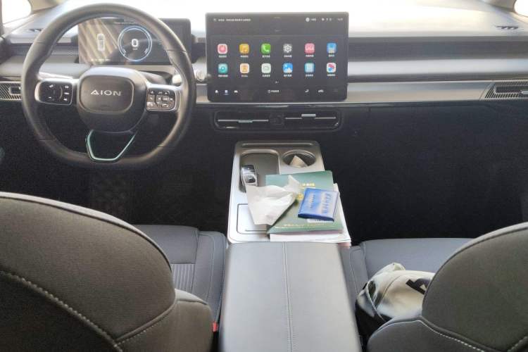 Used AION Y 2023 Plus 510 Enjoy Edition Center Console