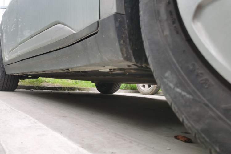 Used AION Y 2023 Younger Chassis Front Right