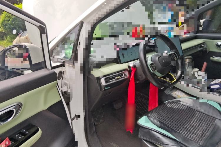 Used AION Y 2023 Plus 510 Enjoy Edition Driver Seat