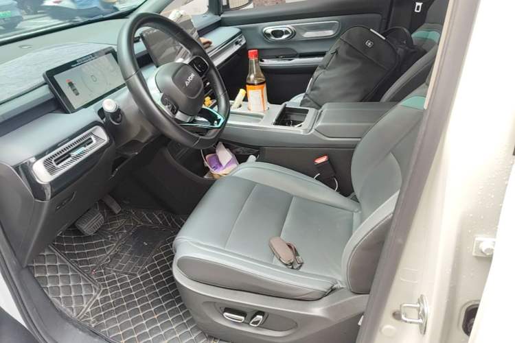 Used AION Y 2023 Plus 510 Smart Edition Driver Seat