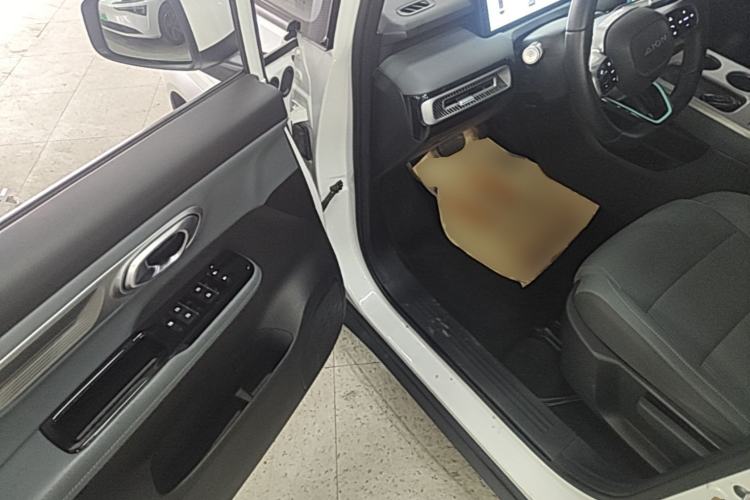 Used AION Y 2023 Plus 510 Enjoy Edition Driver Seat