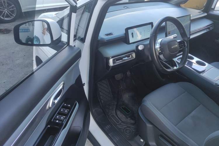 Used AION Y 2023 Plus 510 Enjoy Edition Driver Seat