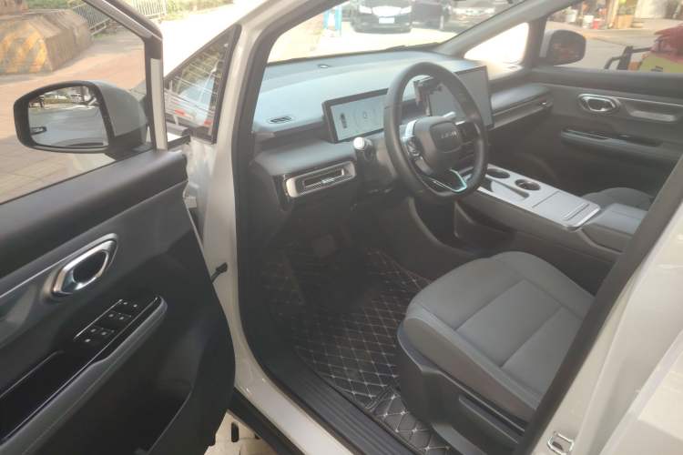 Used AION Y 2023 Plus 510 Enjoy Edition Driver Seat