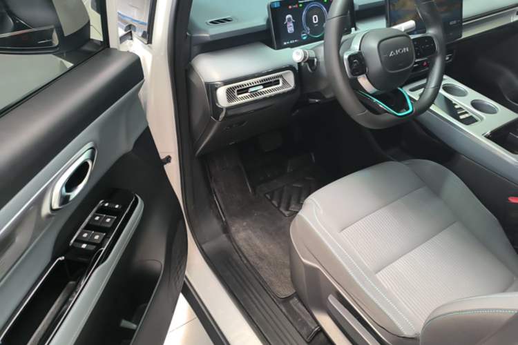 Used AION Y 2023 Plus 510 Enjoy Edition Driver Seat