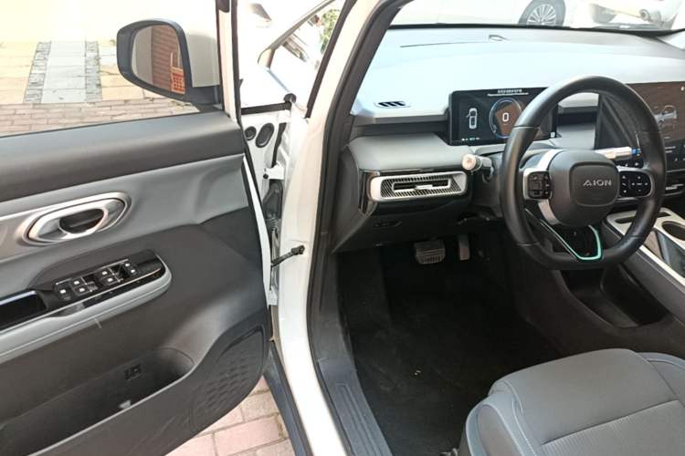 Used AION Y 2023 Plus 510 Enjoy Edition Driver Seat