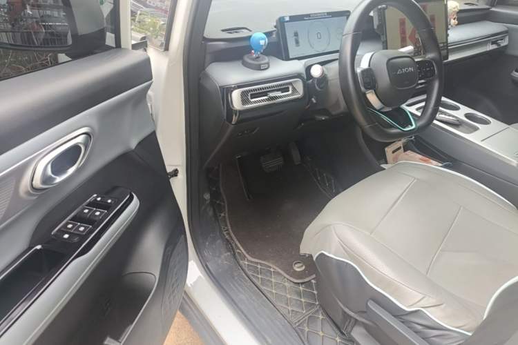 Used AION Y 2023 Younger Driver Seat