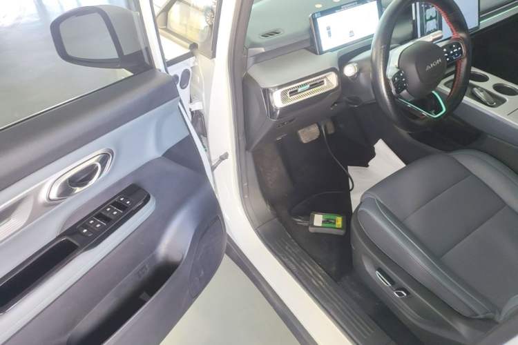Used AION Y 2023 Plus 510 Smart Edition Driver Seat