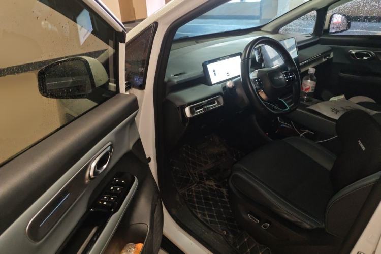 Used AION Y 2023 Plus 510 Smart Edition Driver Seat