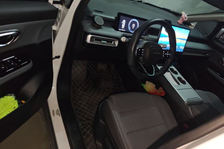 Used AION Y 2023 Plus 510 Enjoy Edition Driver Seat