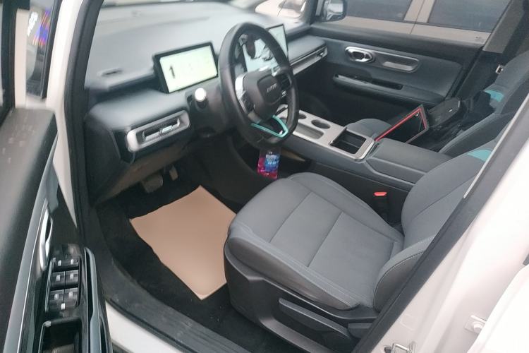 Used AION Y 2023 Plus 510 Enjoy Edition Driver Seat