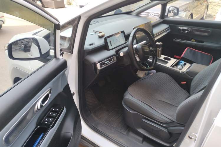 Used AION Y 2023 Plus 510 Enjoy Edition Driver Seat