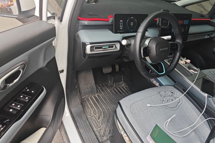 Used AION Y 2023 Plus 510 Enjoy Edition Driver Seat