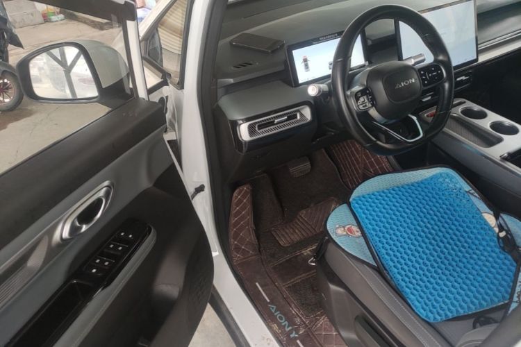 Used AION Y 2023 Younger Star Edition Driver Seat