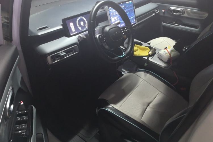 Used AION Y 2023 Younger Driver Seat