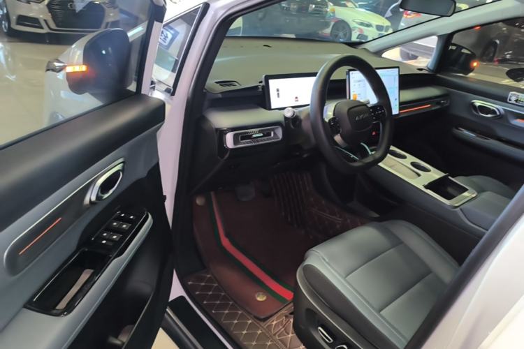 Used AION Y 2023 Plus 510 Smart Edition Driver Seat