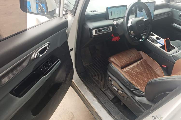Used AION Y 2023 Plus 510 Enjoy Edition Driver Seat