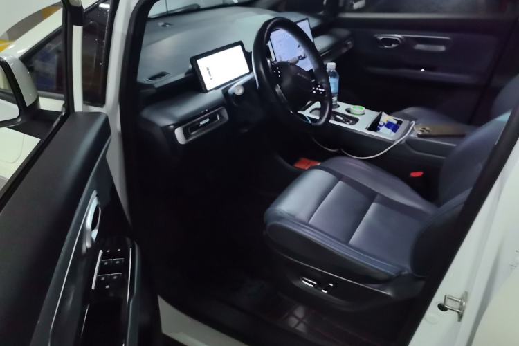 Used AION Y 2023 Younger Star Edition Driver Seat