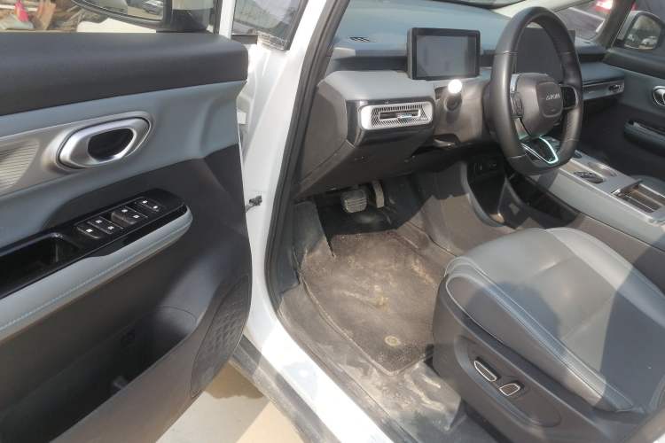 Used AION Y 2023 Plus 510 Smart Edition Driver Seat
