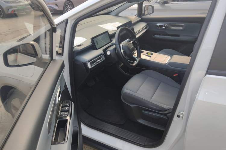 Used AION Y 2023 Younger Driver Seat