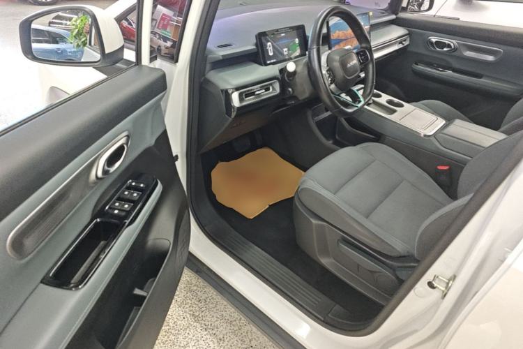 Used AION Y 2023 Plus 510 Enjoy Edition Driver Seat