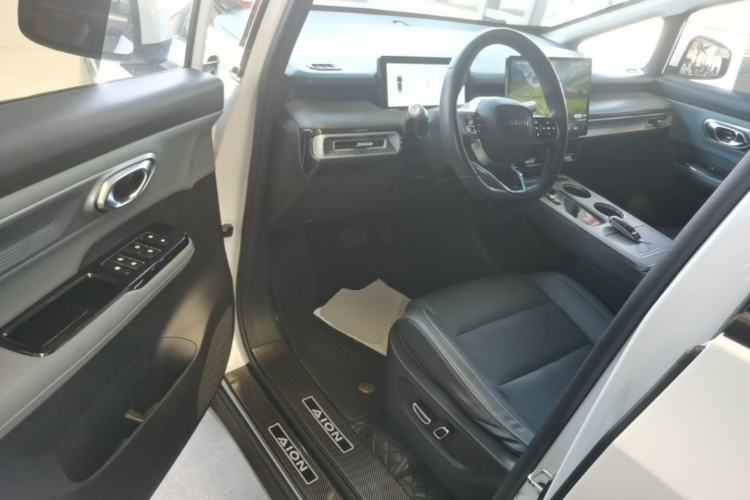 Used AION Y 2023 Plus 510 Smart Edition Driver Seat
