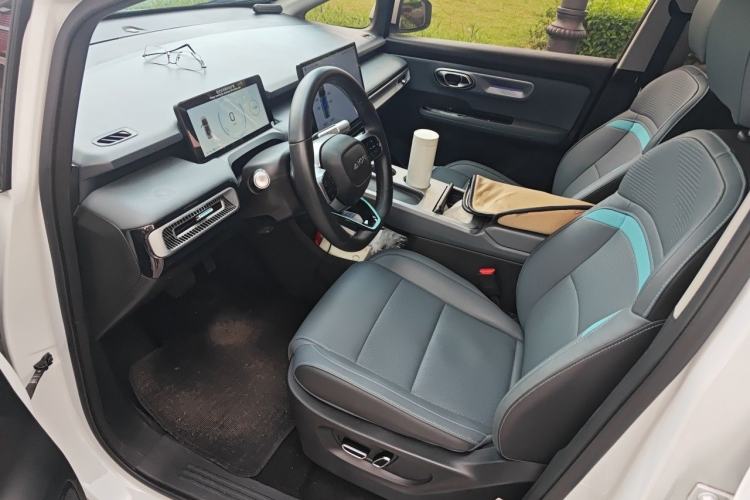 Used AION Y 2023 Plus 510 Smart Edition Driver Seat
