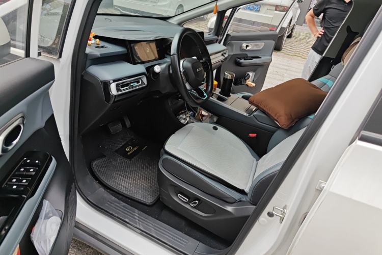 Used AION Y 2023 Plus 510 Smart Edition Driver Seat