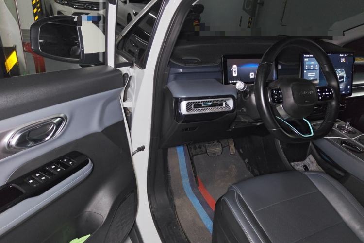 Used AION Y 2023 Plus 510 Smart Edition Driver Seat