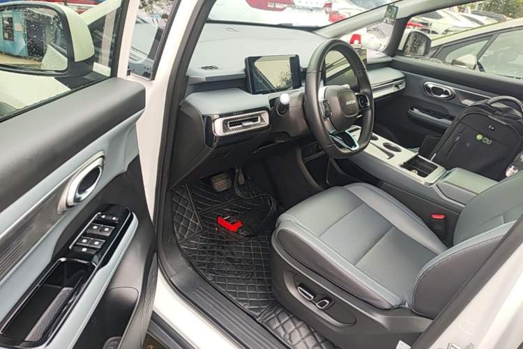 Used AION Y 2023 Plus 510 Smart Edition Driver Seat