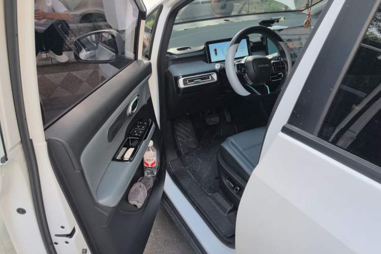 Used AION Y 2023 Plus 510 Smart Edition Driver Seat