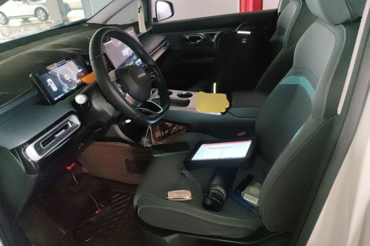 Used AION Y 2023 Plus 610 Enjoyment Edition Ternary Lithium Driver Seat