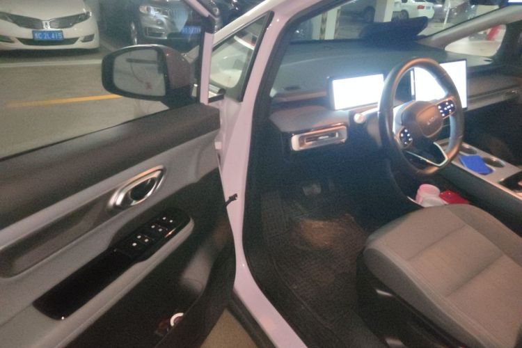 Used AION Y 2023 Younger Driver Seat