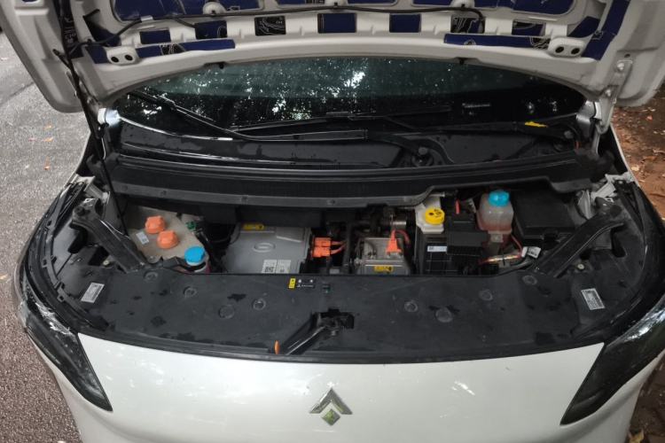 Used AION Y 2023 Younger Engine Bay