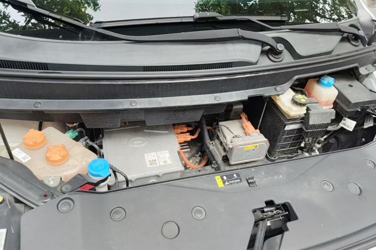 Used AION Y 2023 Plus 510 Smart Edition Engine Bay