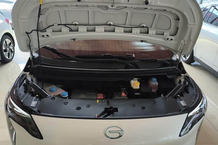 Used AION Y 2023 Plus 610 Smart Edition Ternary Lithium Engine Bay