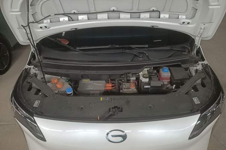 Used AION Y 2023 Plus 510 Smart Edition Engine Bay