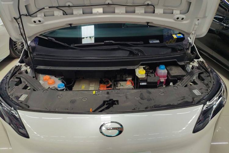 Used AION Y 2023 Younger Engine Bay