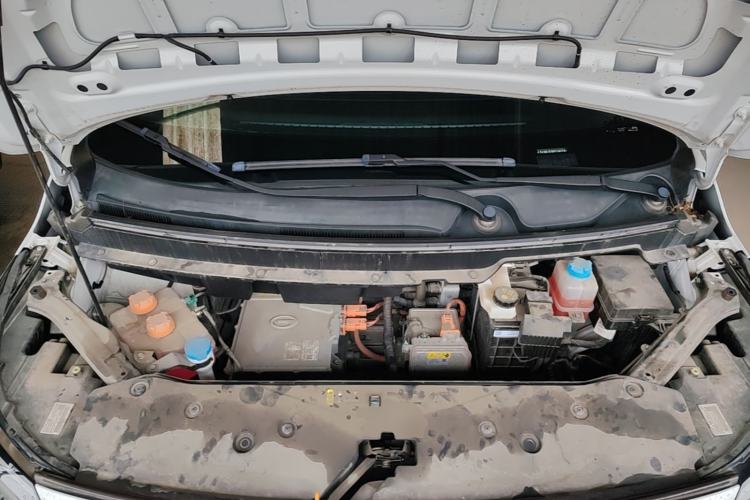 Used AION Y 2023 Plus 510 Smart Edition Engine Bay