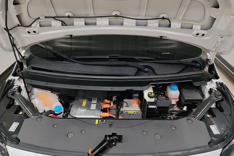 Used AION Y 2023 Plus 510 Smart Edition Engine Bay