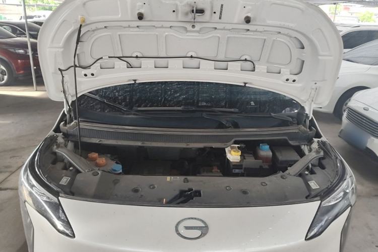 Used AION Y 2023 Younger Engine Bay