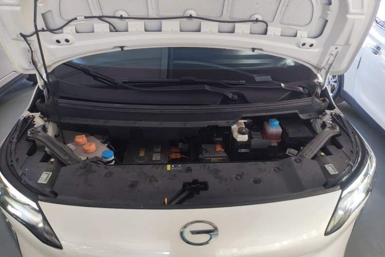 Used AION Y 2023 Plus 510 Smart Edition Engine Bay