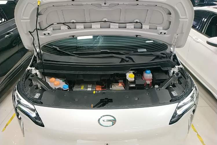 Used AION Y 2023 Younger Star Edition Engine Bay