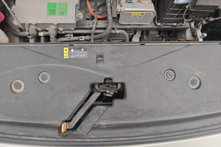 Used AION Y 2023 Plus 610 Smart Edition Ternary Lithium Engine Bay