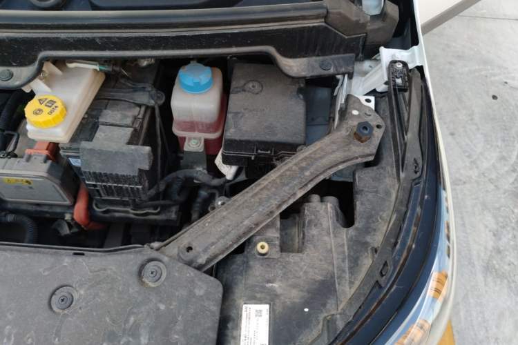 Used AION Y 2023 Plus 610 Enjoy Edition Engine Bay Left