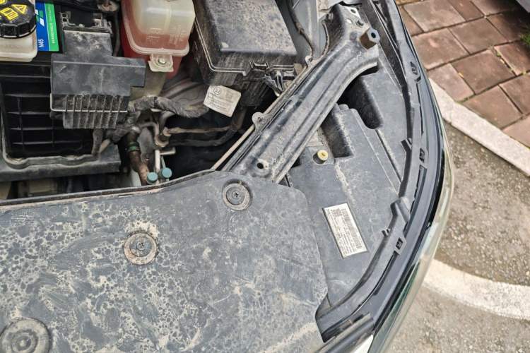Used AION Y 2023 Plus 510 Enjoy Edition Engine Bay Left